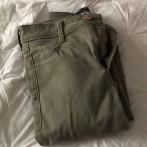 women’s hollister jean legging